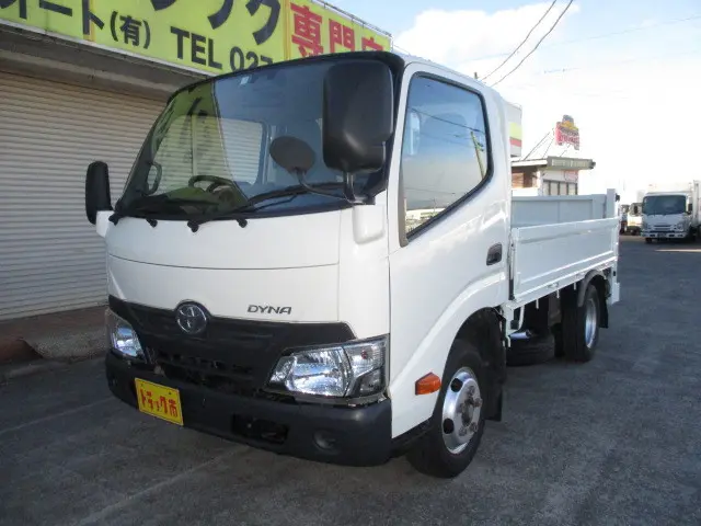 トヨタ ダイナ TKG-XZC605(2WD)の写真1