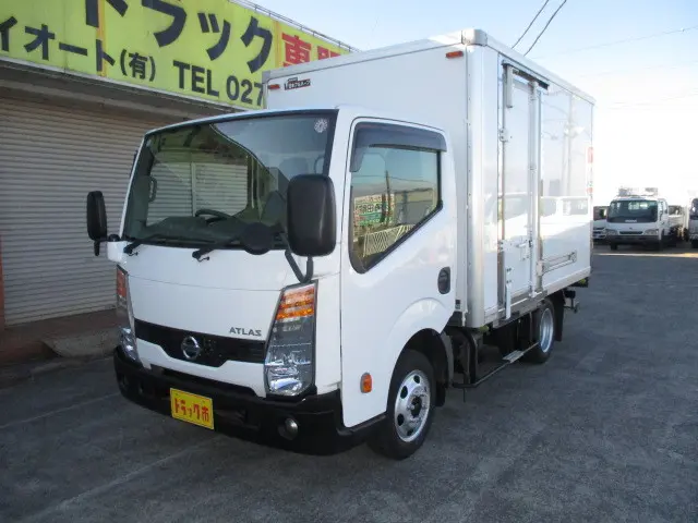 日産 アトラス TKG-SZ5F24(4WD)の写真1