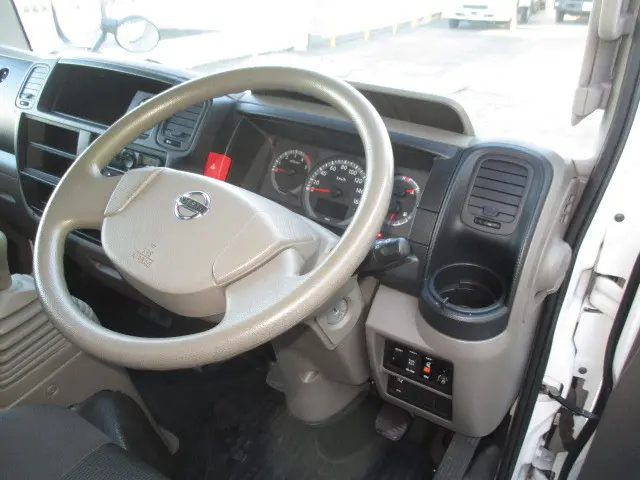 日産 アトラス TKG-SZ5F24(4WD)の写真15