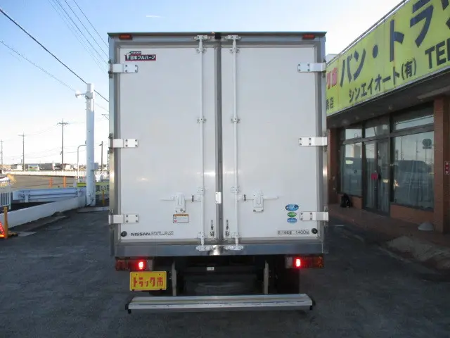 日産 アトラス TKG-SZ5F24(4WD)の写真35