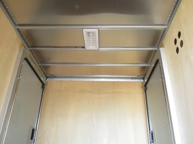 トヨタ ダイナ TKG-XZU675(4WD)の写真4