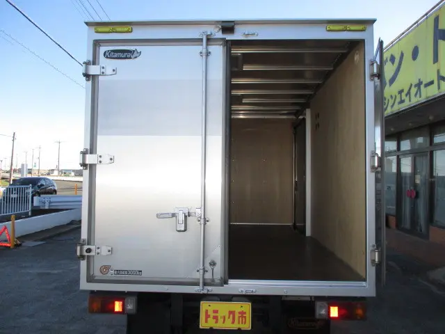 トヨタ ダイナ TKG-XZU675(4WD)の写真7