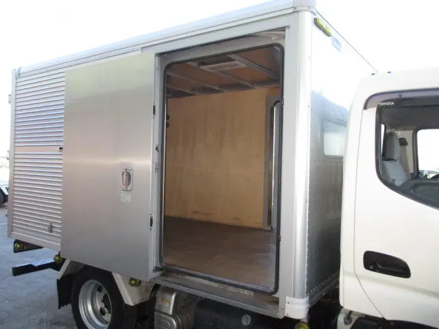 トヨタ ダイナ TKG-XZU675(4WD)の写真10