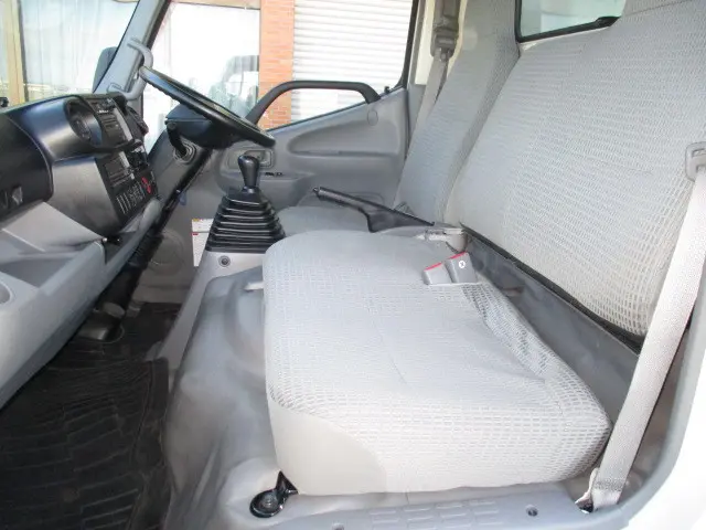 トヨタ ダイナ TKG-XZU675(4WD)の写真15