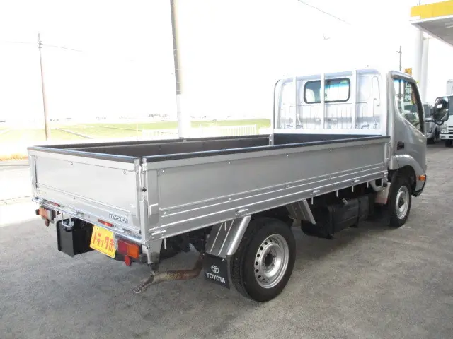トヨタ トヨエース LDF-KDY281(4WD)の写真2