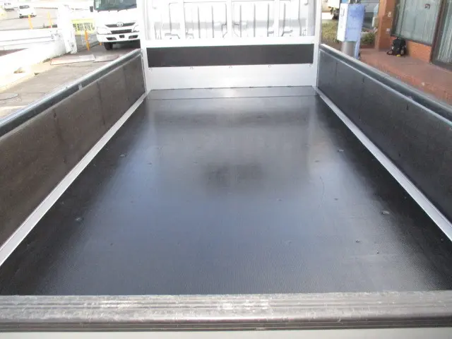 トヨタ トヨエース LDF-KDY281(4WD)の写真3