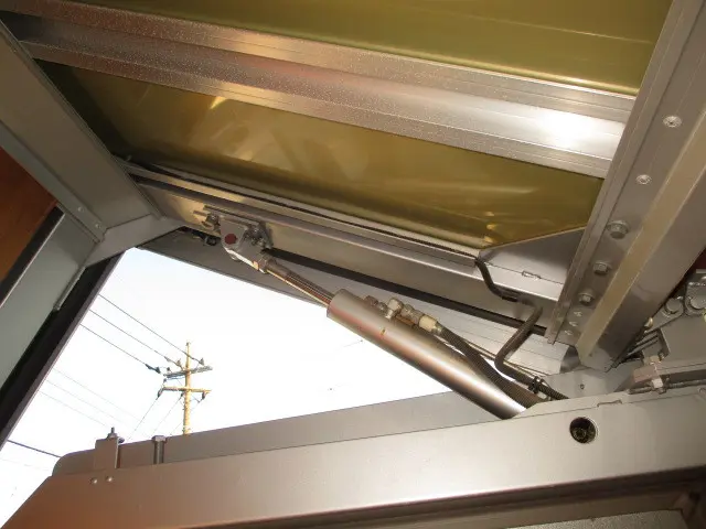 マツダ タイタン TKG-LMR85AN(2WD)の写真8