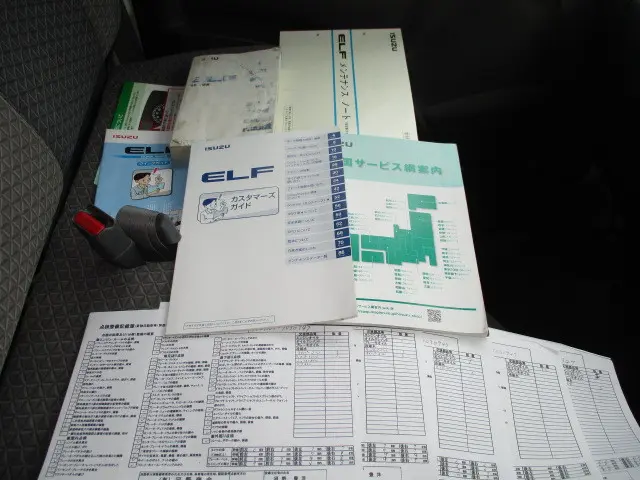 いすゞ エルフ TRG-NLR85AR(2WD)の写真15