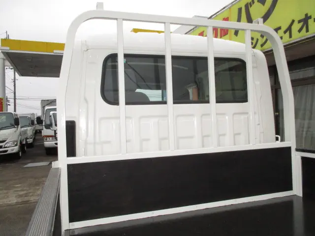 いすゞ エルフ TRG-NLR85AR(2WD)の写真37