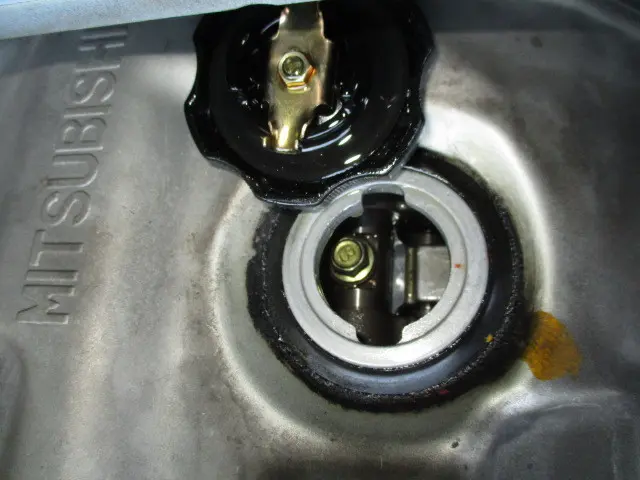 三菱 キャンター PA-FE82DE(2WD)の写真5