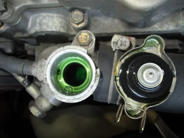 三菱 キャンター PA-FE82DE(2WD)の写真6