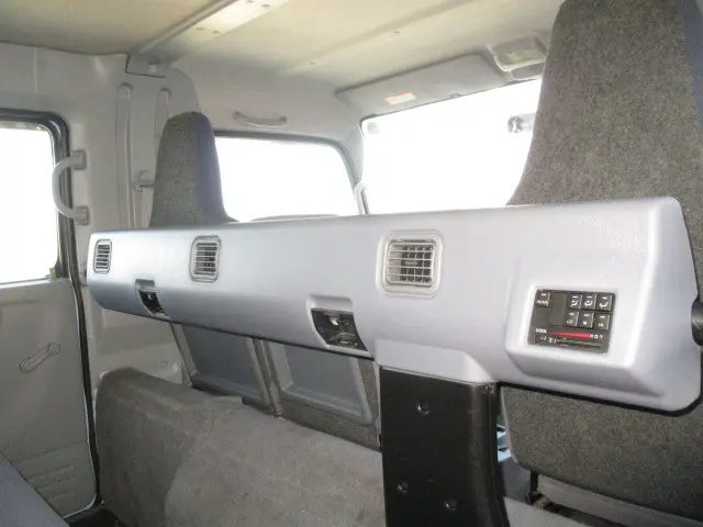 三菱 キャンター PA-FE82DE(2WD)の写真14