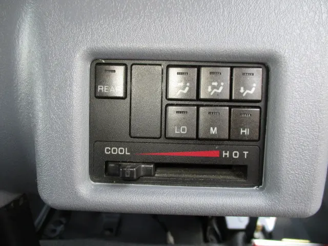三菱 キャンター PA-FE82DE(2WD)の写真15