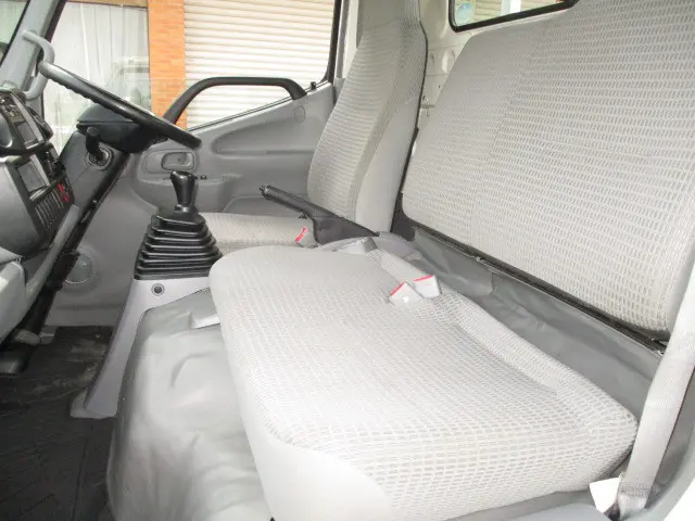 トヨタ ダイナ TKG-XZU645(2WD)の写真8