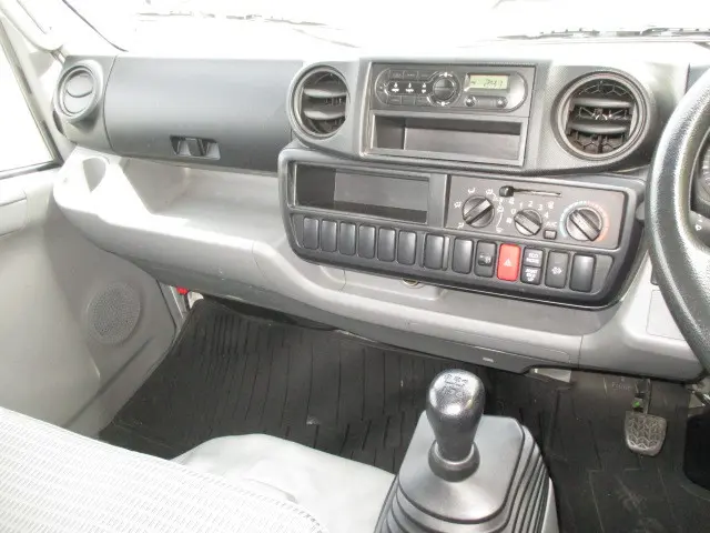 トヨタ ダイナ TKG-XZU645(2WD)の写真10