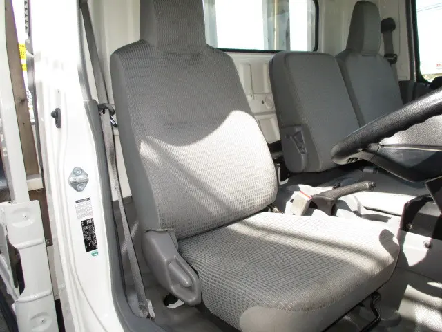 日野 デュトロ TPG-XZU712M(2WD)の写真7