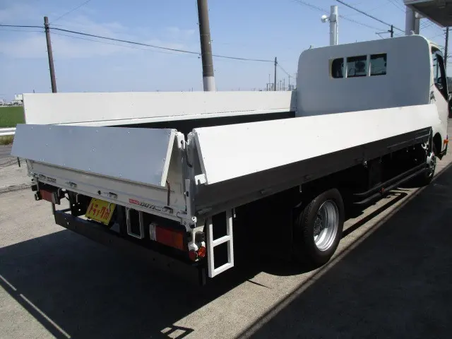 日野 デュトロ 2RG-XZU712M(2WD)の写真4