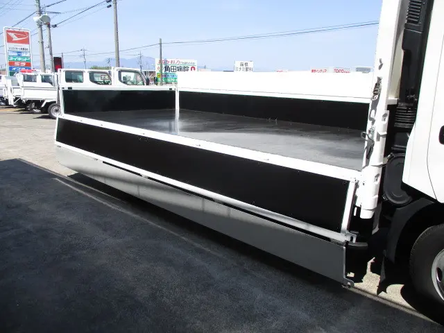 日野 デュトロ 2RG-XZU712M(2WD)の写真5