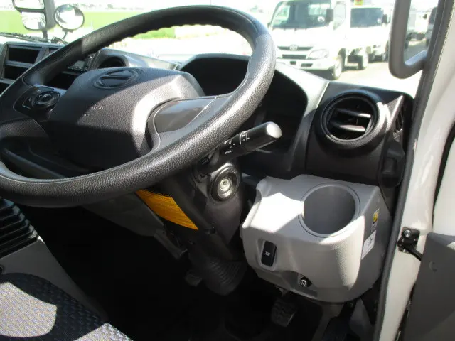 日野 デュトロ 2RG-XZU712M(2WD)の写真11