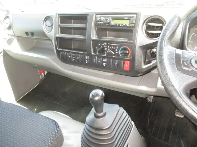 日野 デュトロ 2RG-XZU712M(2WD)の写真12