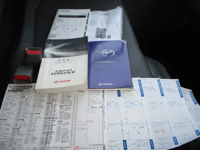トヨタ ダイナ 2KG-XZC675(4WD)の写真15