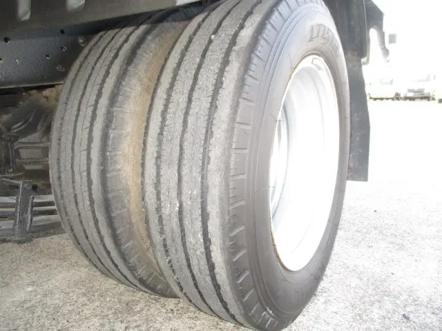 トヨタ ダイナ 2KG-XZC675(4WD)の写真20