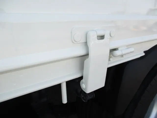 トヨタ ダイナ 2KG-XZC675(4WD)の写真42