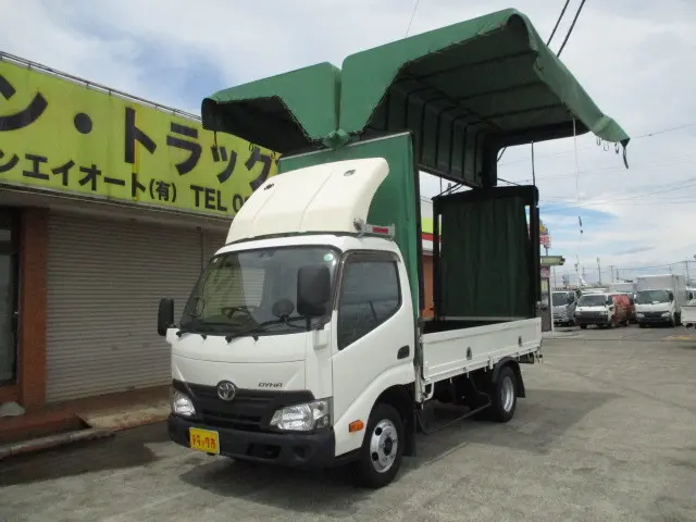 トヨタ ダイナ TPG-XZC645(2WD)の写真1