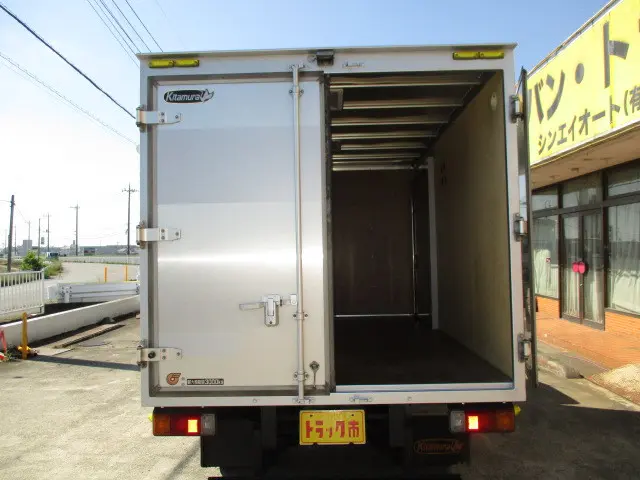 トヨタ ダイナ TKG-XZU605(2WD)の写真4