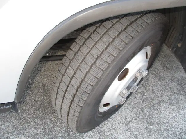 いすゞ エルフ TPG-NMR85R(2WD)の写真19