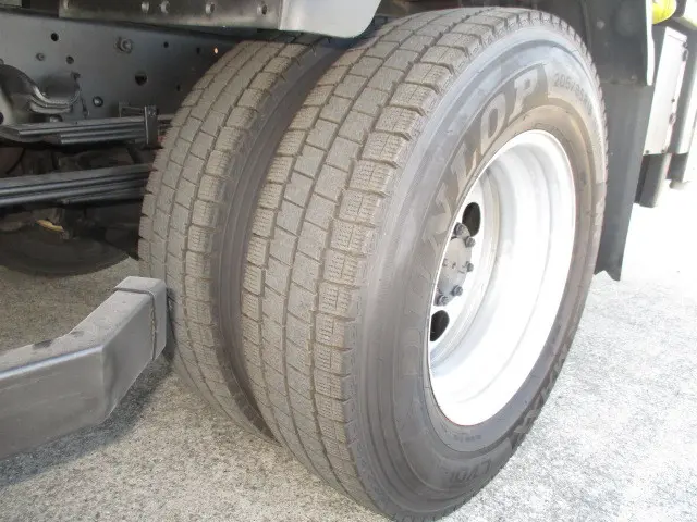 いすゞ エルフ TPG-NMR85R(2WD)の写真20