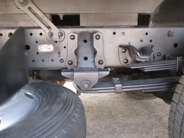 いすゞ エルフ TPG-NMR85R(2WD)の写真21