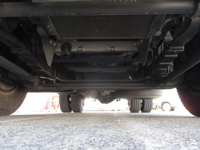 いすゞ エルフ TPG-NMR85R(2WD)の写真26