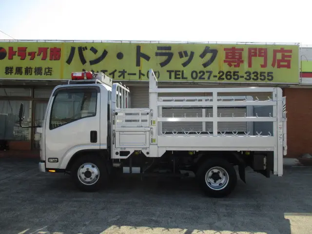 いすゞ エルフ TPG-NMR85R(2WD)の写真32