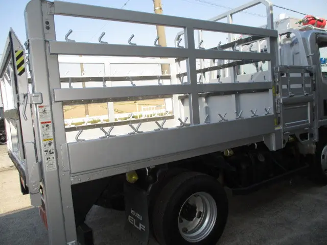 いすゞ エルフ TPG-NMR85R(2WD)の写真35
