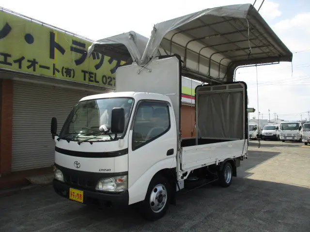 トヨタ ダイナ PB-XZU336(2WD)の写真1