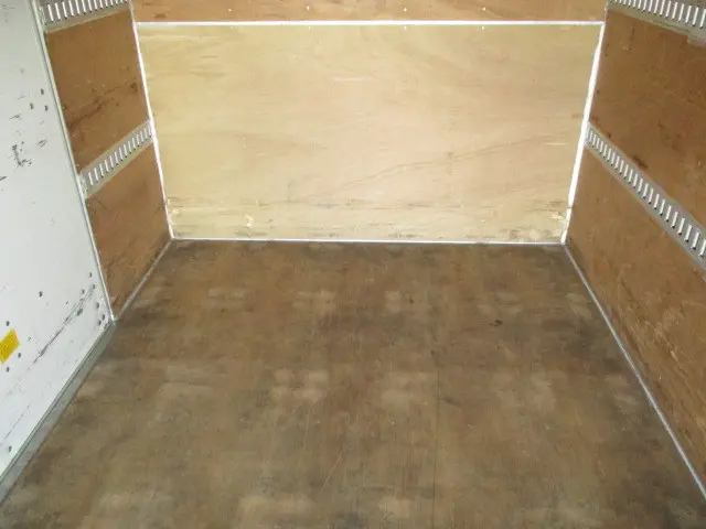 いすゞ エルフ TPG-NPR85AN(2WD)の写真5