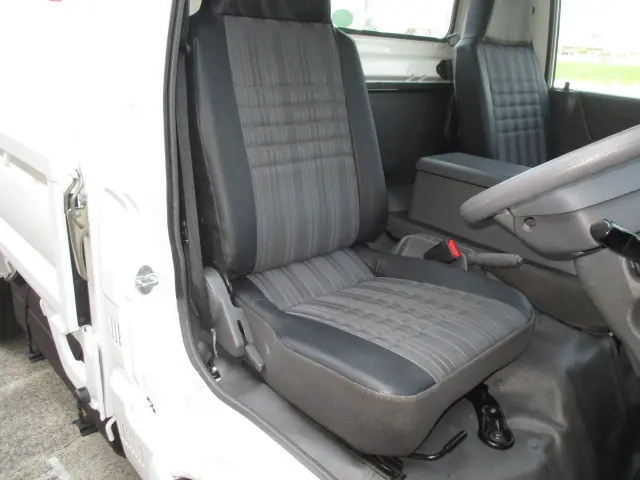 マツダ ボンゴトラック DBF-SLP2T(2WD)の写真9
