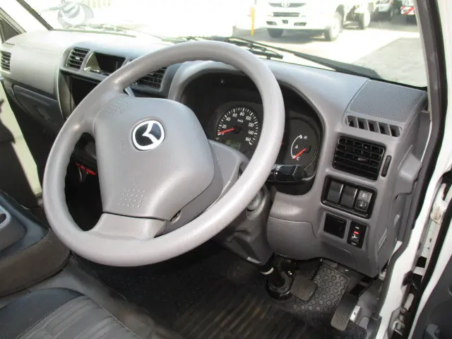 マツダ ボンゴトラック DBF-SLP2T(2WD)の写真11