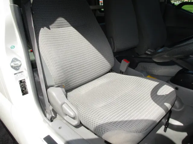 トヨタ トヨエース LDF-KDY281(4WD)の写真8