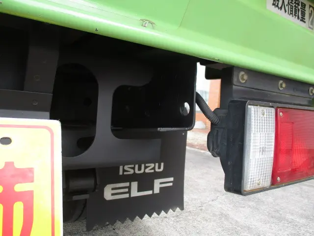 いすゞ エルフ TRG-NKR85A(2WD)の写真27