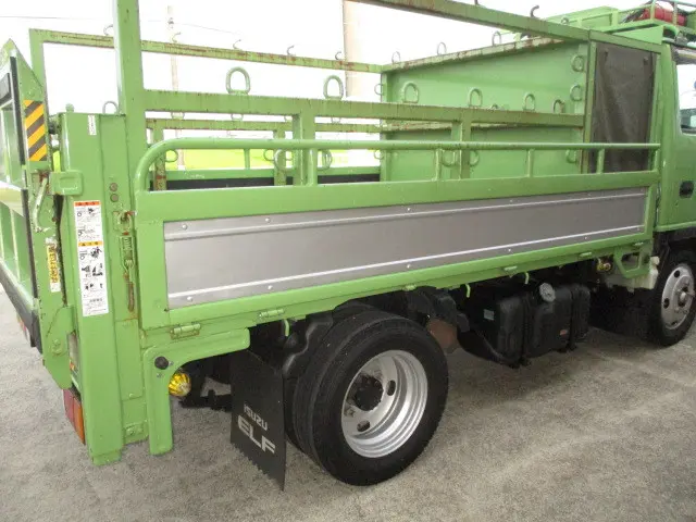 いすゞ エルフ TRG-NKR85A(2WD)の写真38