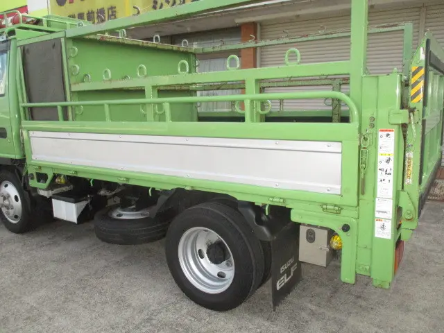 いすゞ エルフ TRG-NKR85A(2WD)の写真39