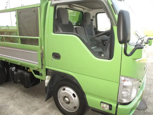 いすゞ エルフ TRG-NKR85A(2WD)の写真41