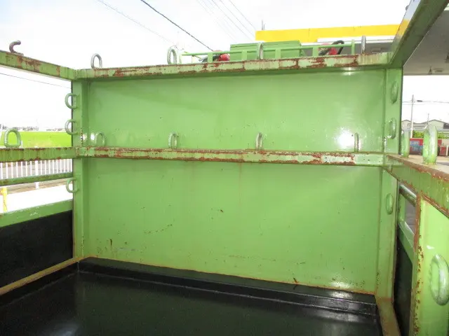 いすゞ エルフ TRG-NKR85A(2WD)の写真42