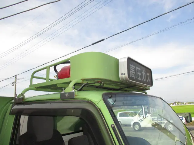 いすゞ エルフ TRG-NKR85A(2WD)の写真44