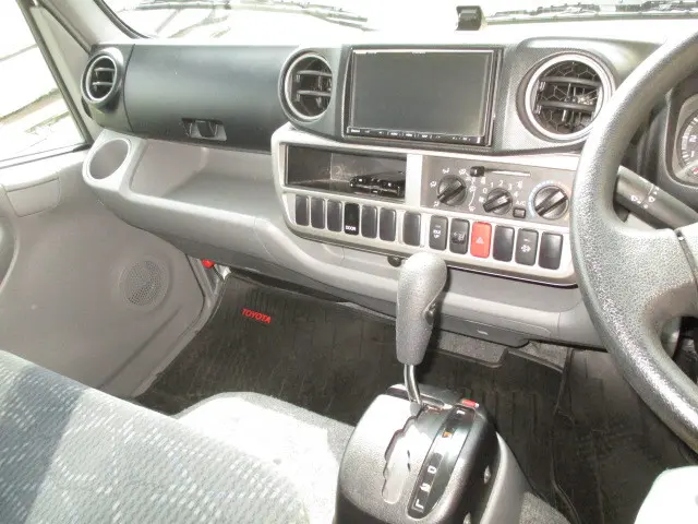 トヨタ ダイナ LDF-KDY231(2WD)の写真17