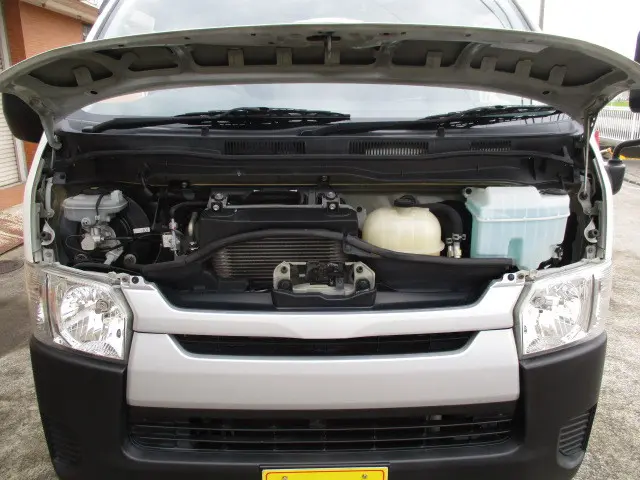 トヨタ ハイエースバン QDF-KDH201V(2WD)の写真20