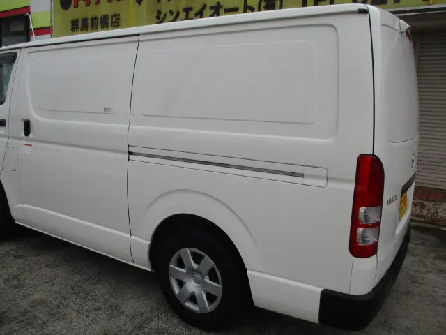 トヨタ ハイエースバン QDF-KDH201V(2WD)の写真34