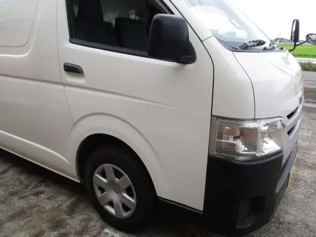 トヨタ ハイエースバン QDF-KDH201V(2WD)の写真36